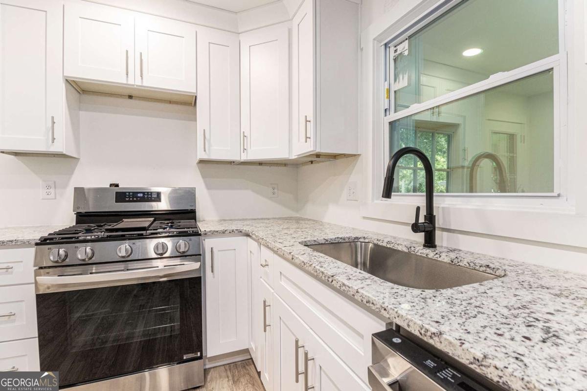 2110 Dobbins Drive Kennesaw - 9