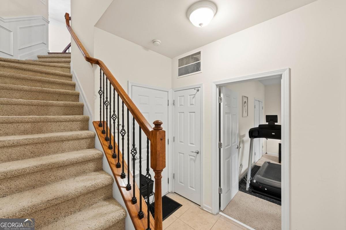 2525 FRIAR TUCK Lane Atlanta - 27