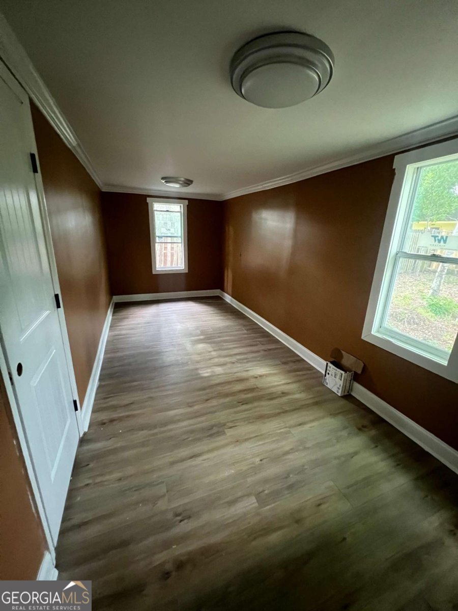 315 Newton Drive Adel - 17