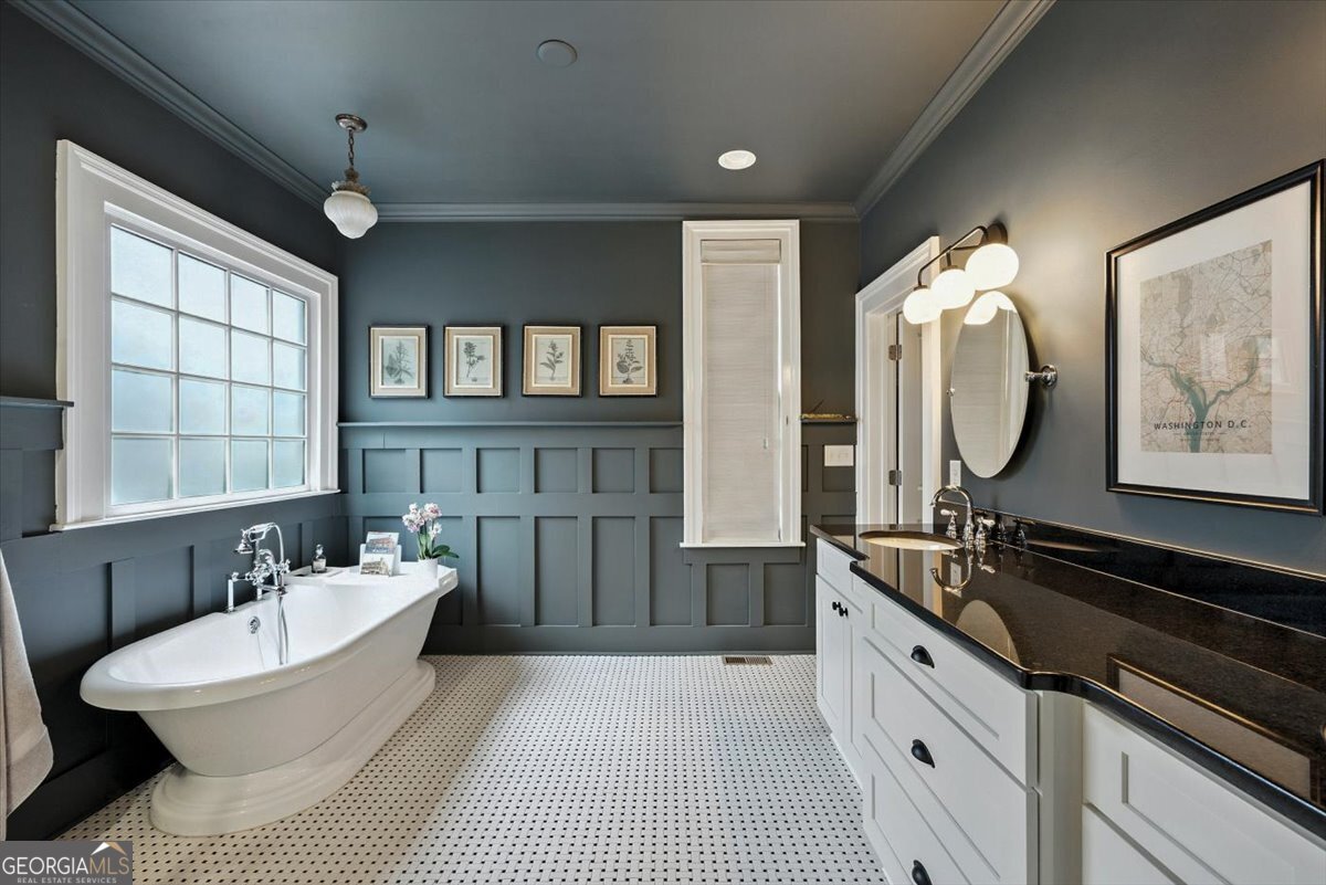 1119 Adams Street Macon - 39
