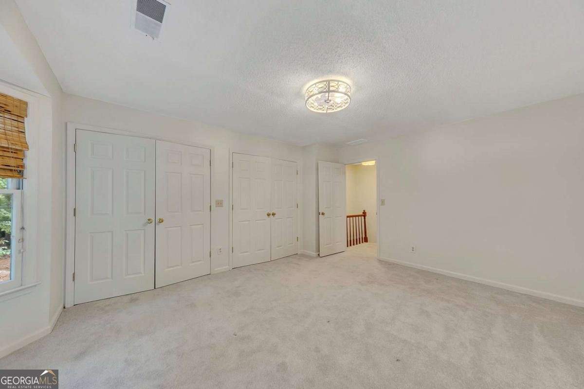 110 Great Oaks Lane Roswell - 1