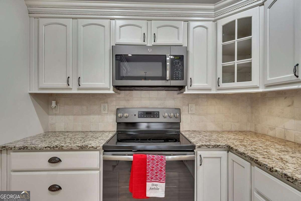 110 Great Oaks Lane Roswell - 14