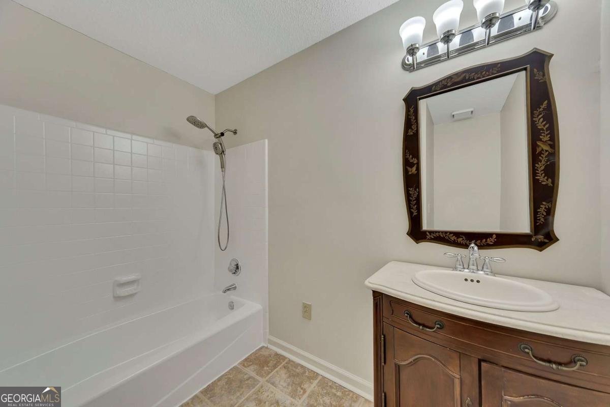 110 Great Oaks Lane Roswell - 3