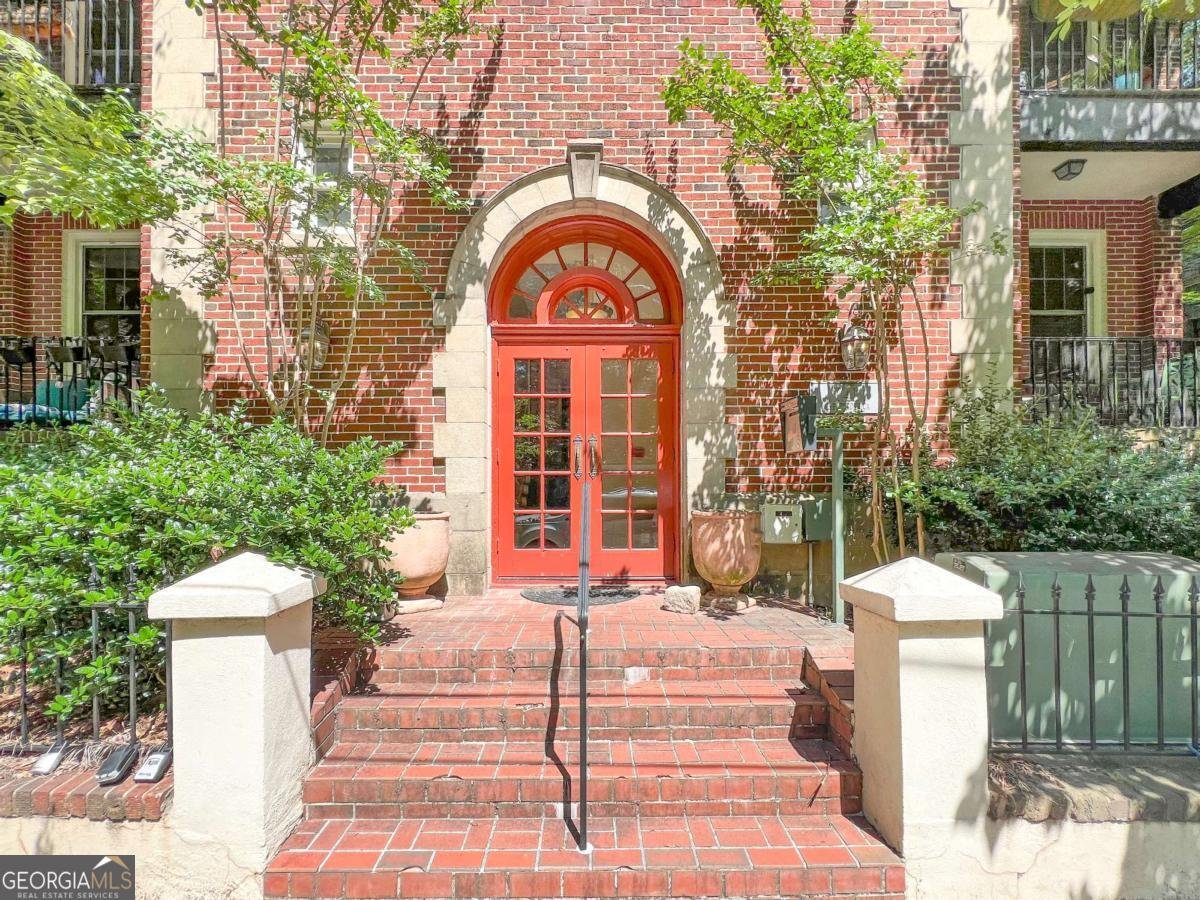 741 Frederica Street Atlanta - 1