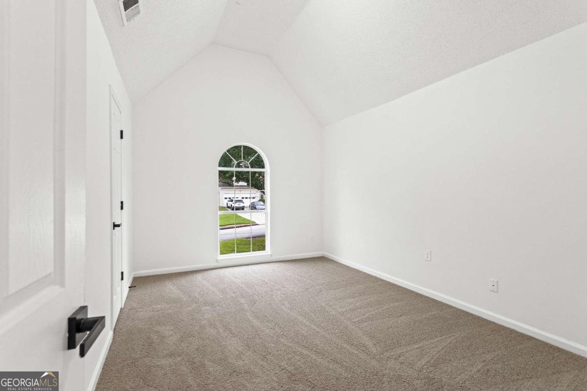 3636 River Heights Ellenwood - 32