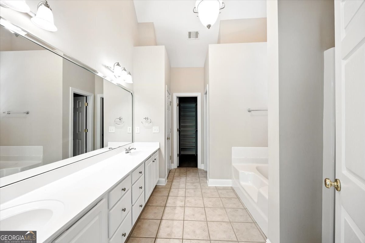 208 Troon Macon - 16