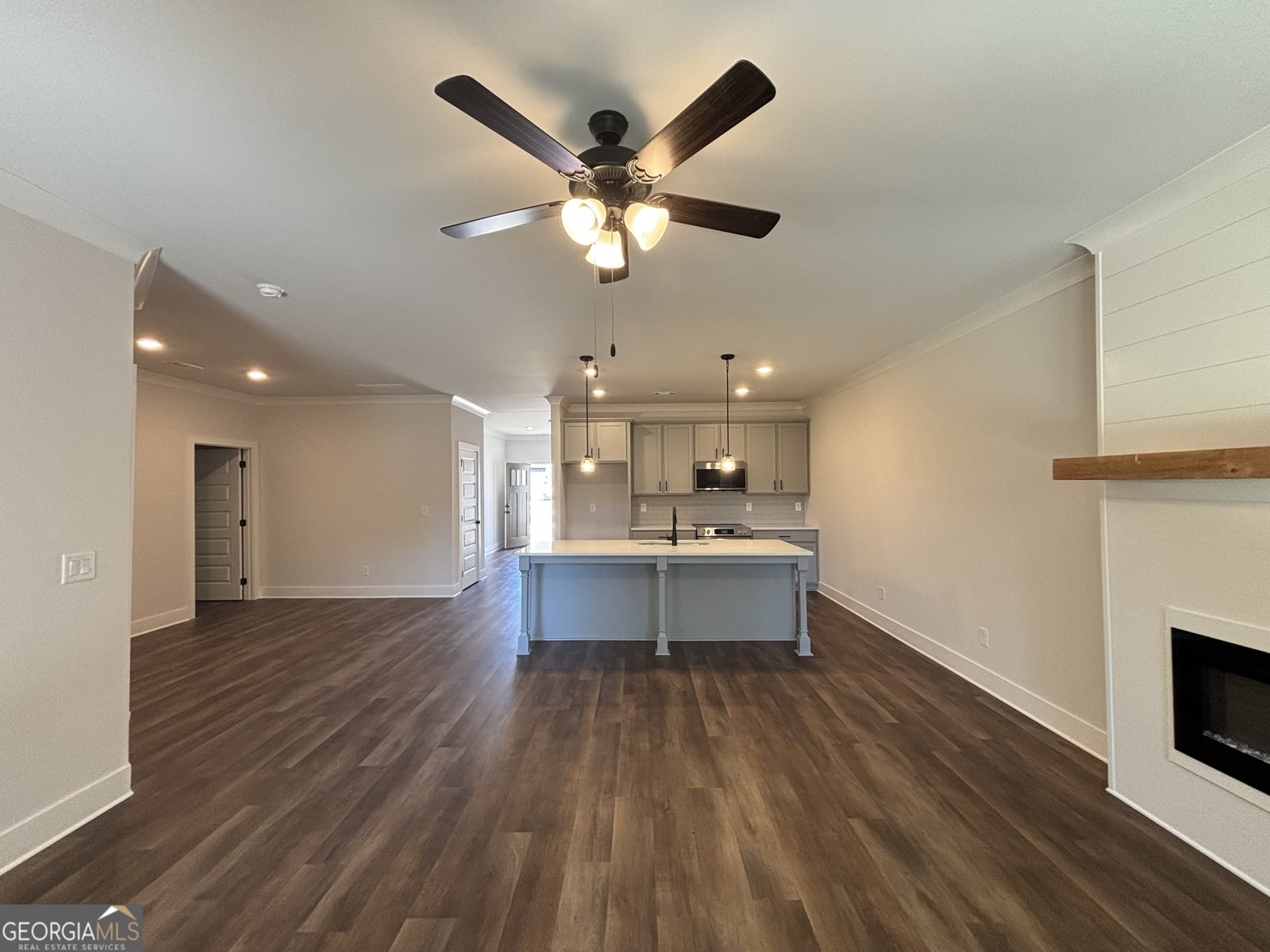 20 Village Court Cleveland - 10