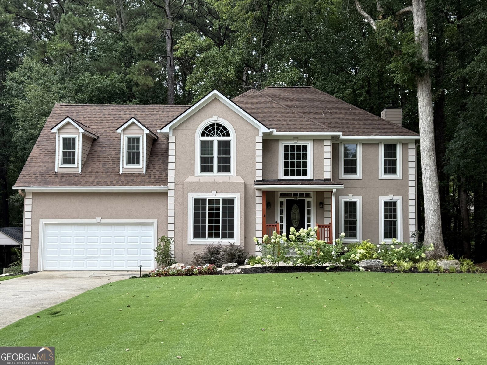 5954 Henley Drive Powder Springs - 1