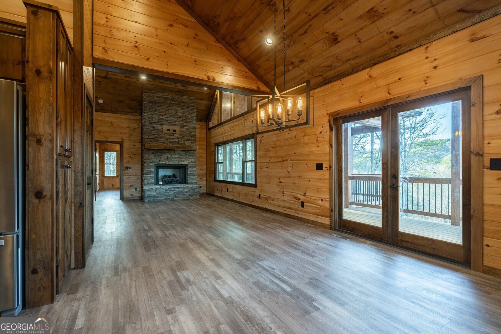 612 Kensington Drive Mineral Bluff - 1
