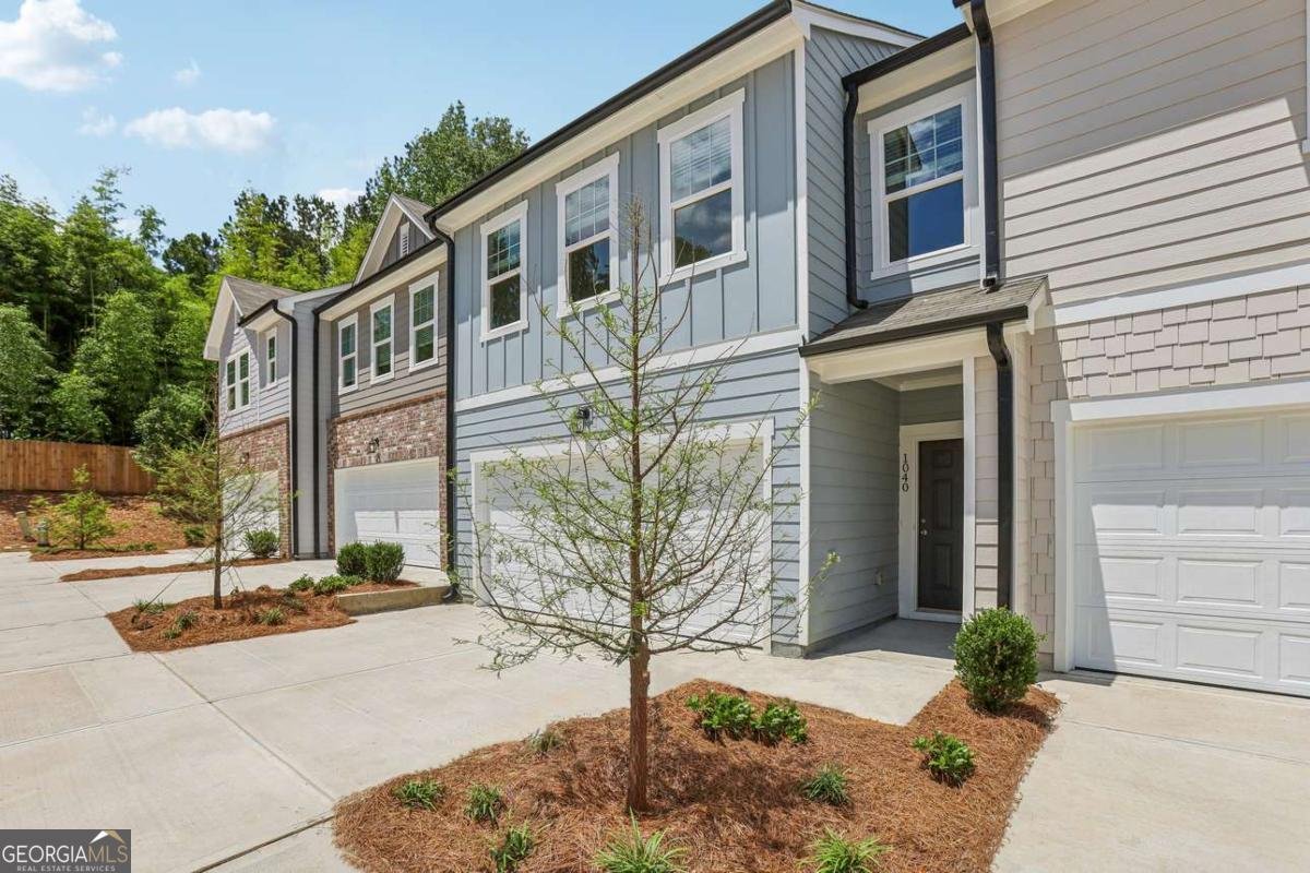 5020 Elowen Lane Douglasville - 2
