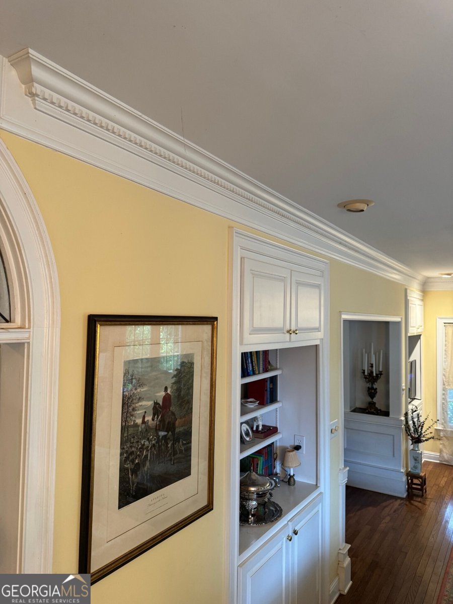 800 W Williamson Road Williamson - 38