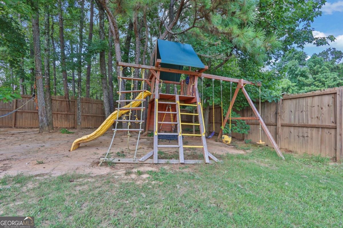 1472 Armende Circle Dacula - 1