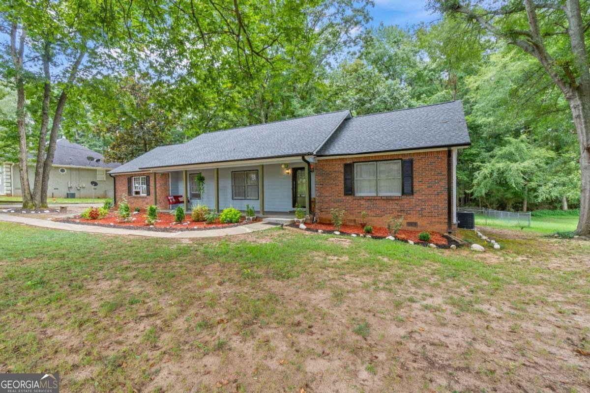232 CLARKDELL Drive Stockbridge - 3