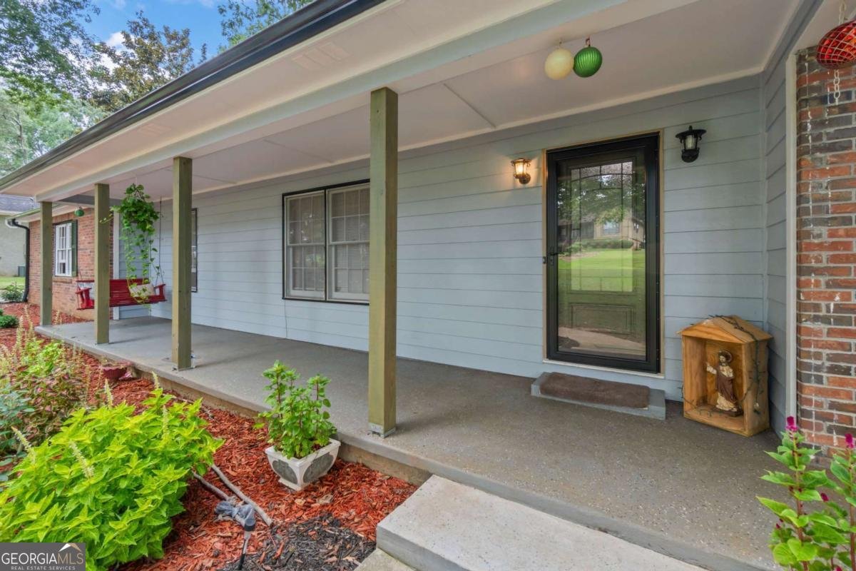 232 CLARKDELL Drive Stockbridge - 5