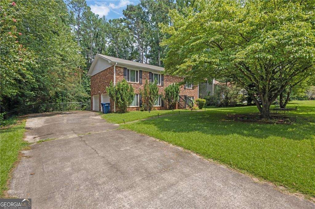 3131 Jessica Drive Douglasville - 1