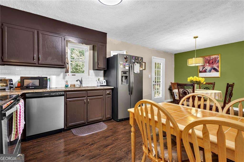 3131 Jessica Drive Douglasville - 17