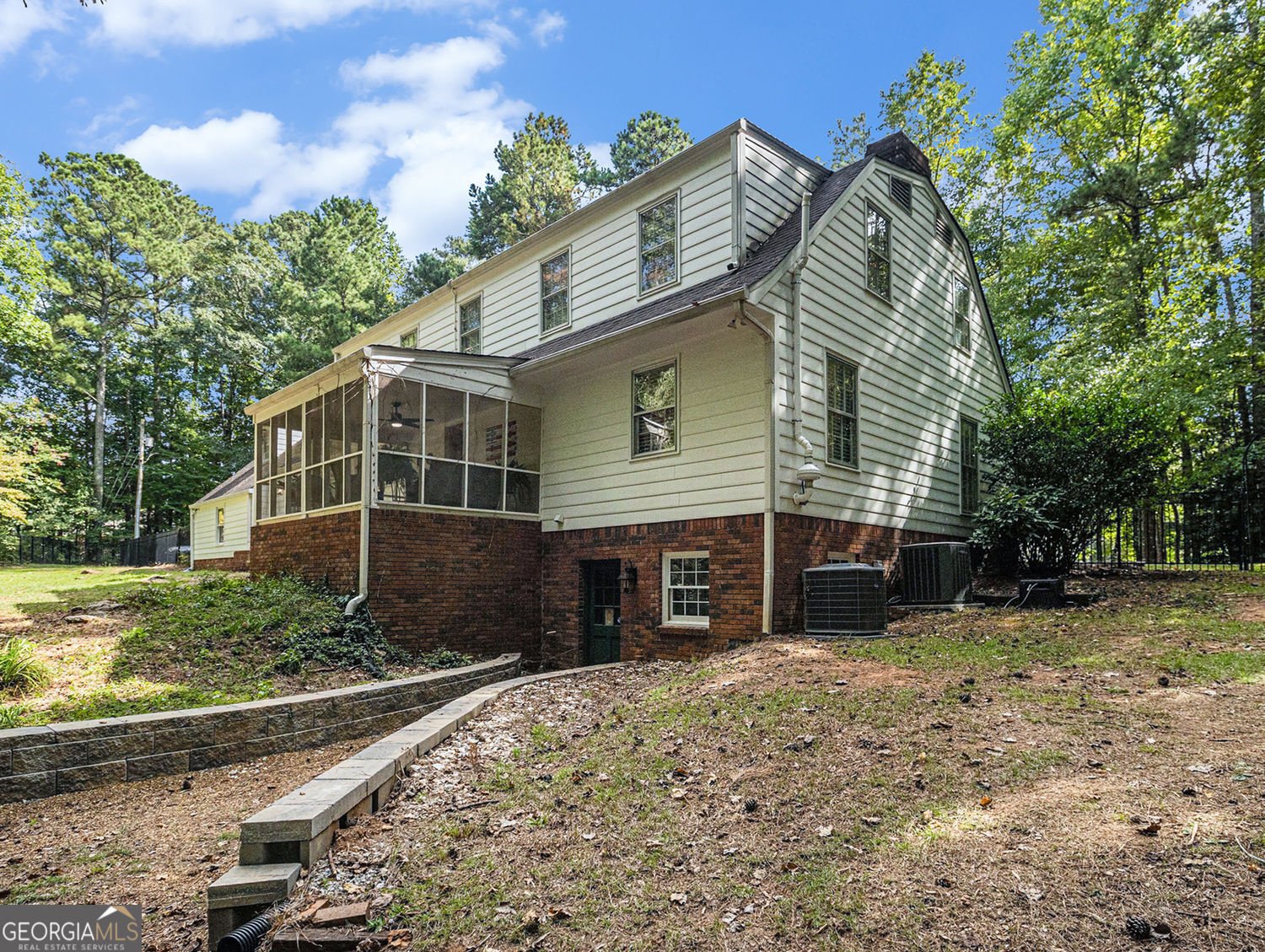 555 Breedlove Drive Monroe - 7