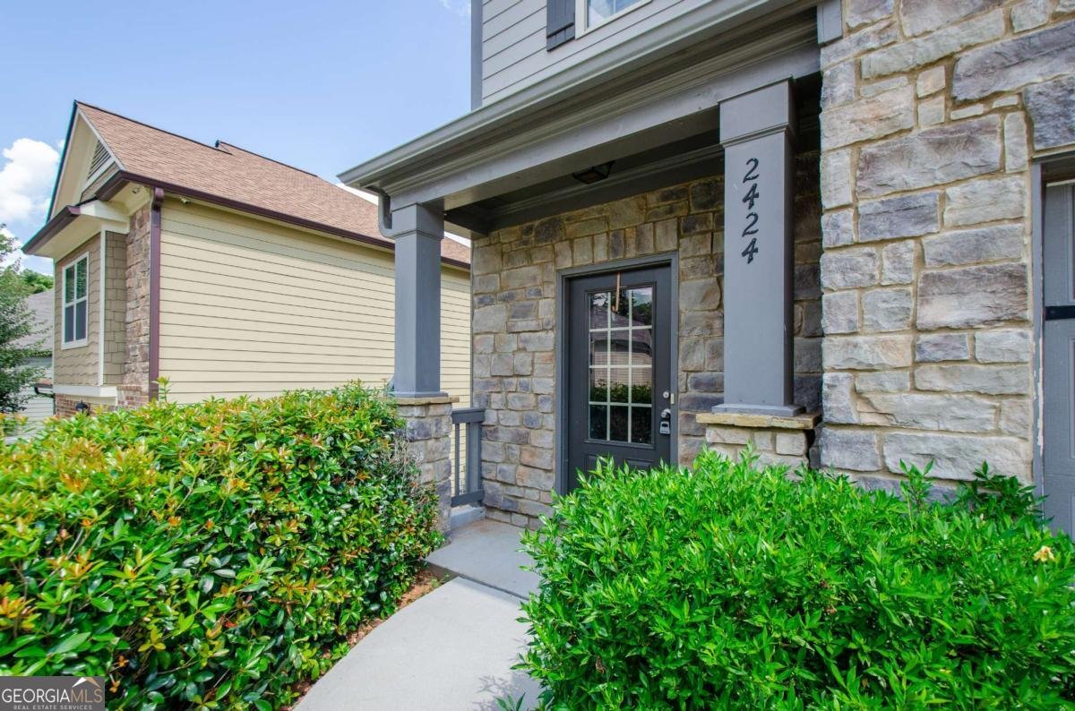2424 Saint Andrews Ridge Atlanta - 2