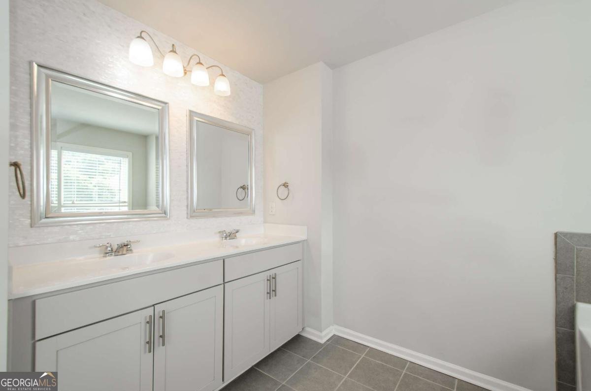 2424 Saint Andrews Ridge Atlanta - 25