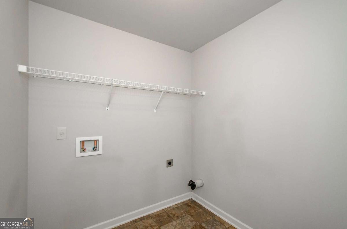 2424 Saint Andrews Ridge Atlanta - 36