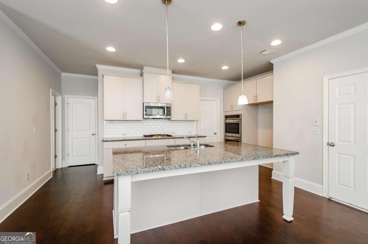 2424 Saint Andrews Ridge Atlanta - 8