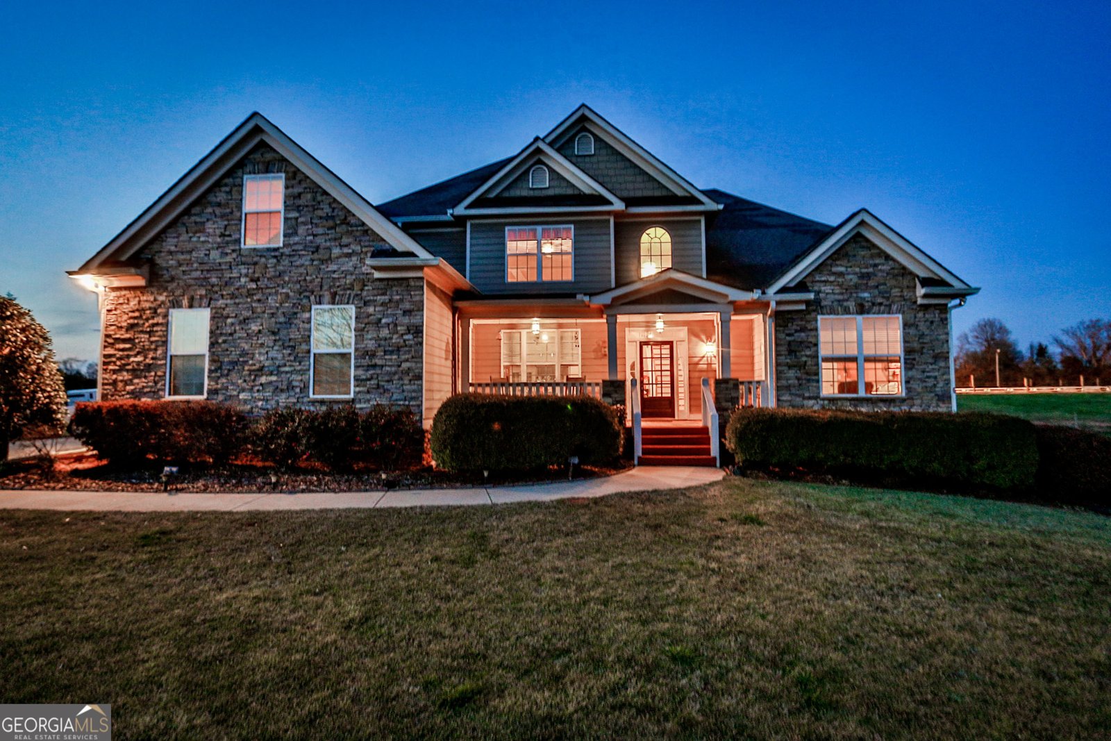 12164 Highway 142 Newborn - 25