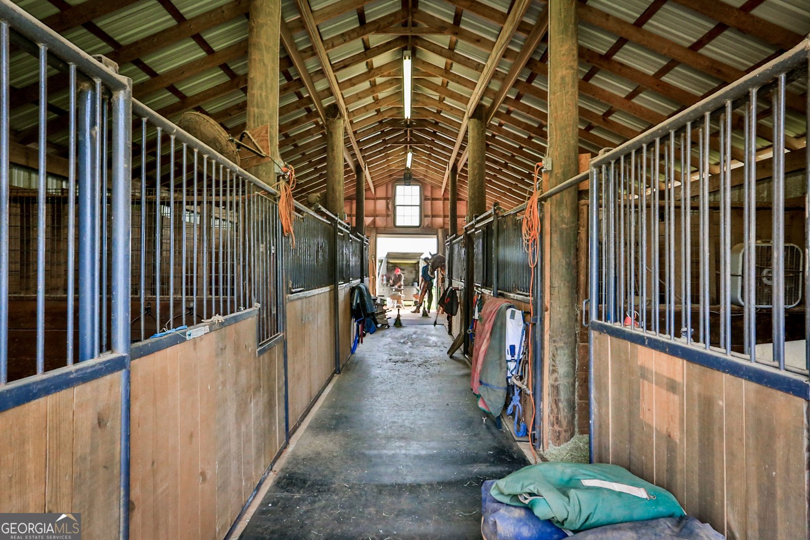 12164 Highway 142 Newborn - 38