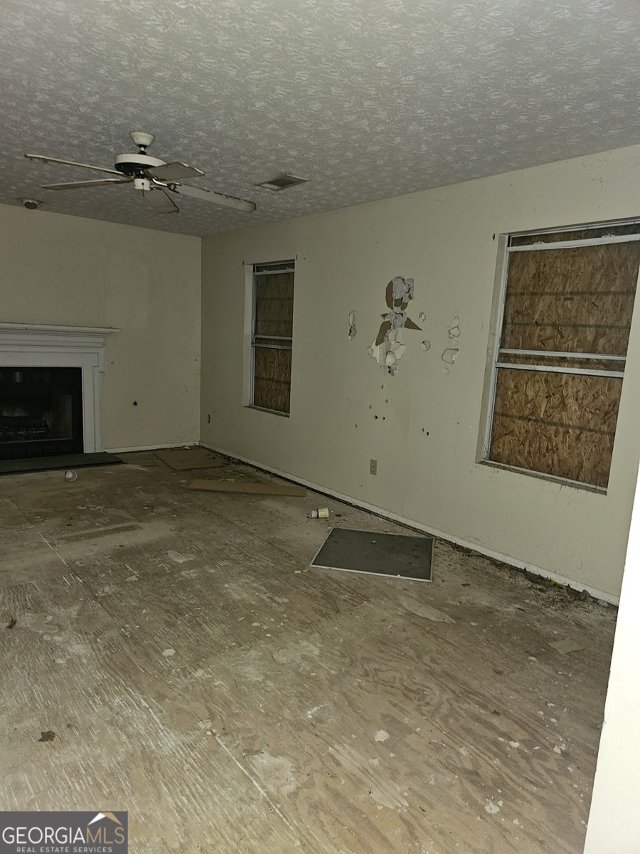 3587 Portsmouth Cir Lithonia - 24