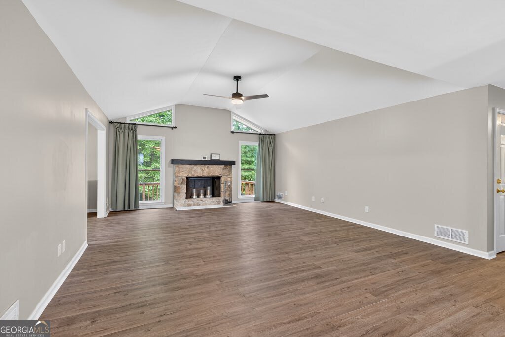 1382 Huntingford Drive Marietta - 10