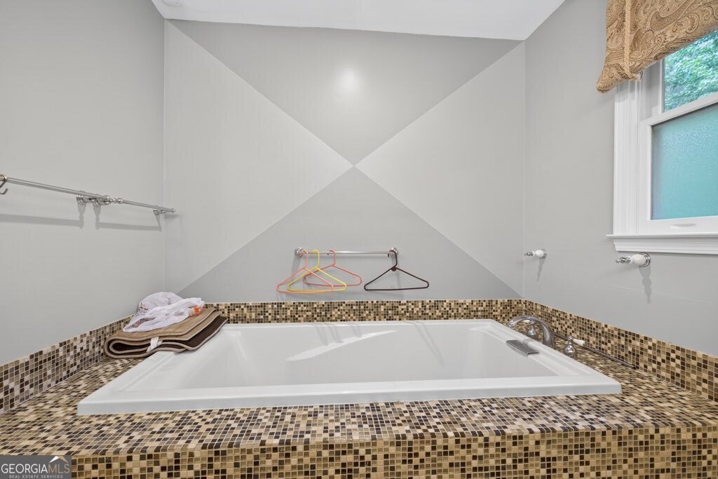 1382 Huntingford Drive Marietta - 28