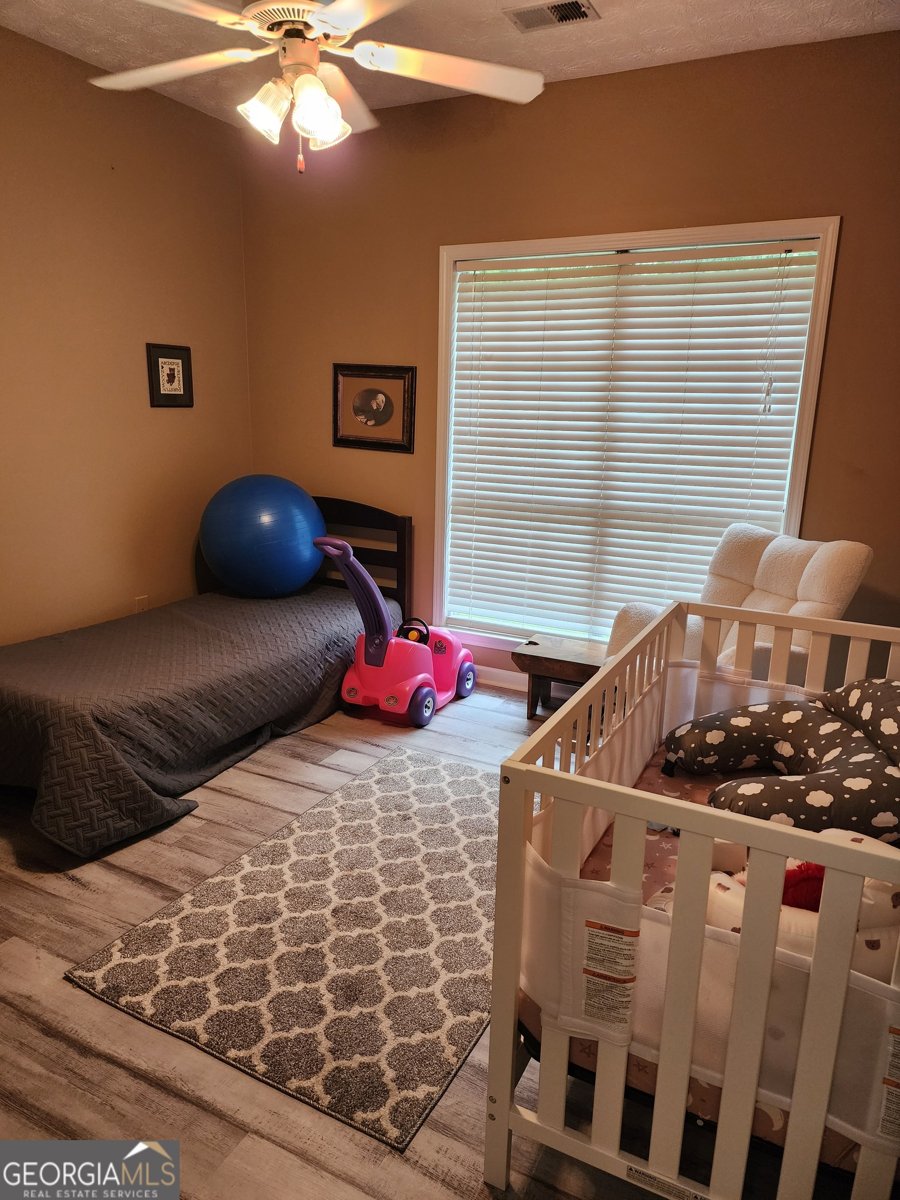 520 Lake Drive Oxford - 23