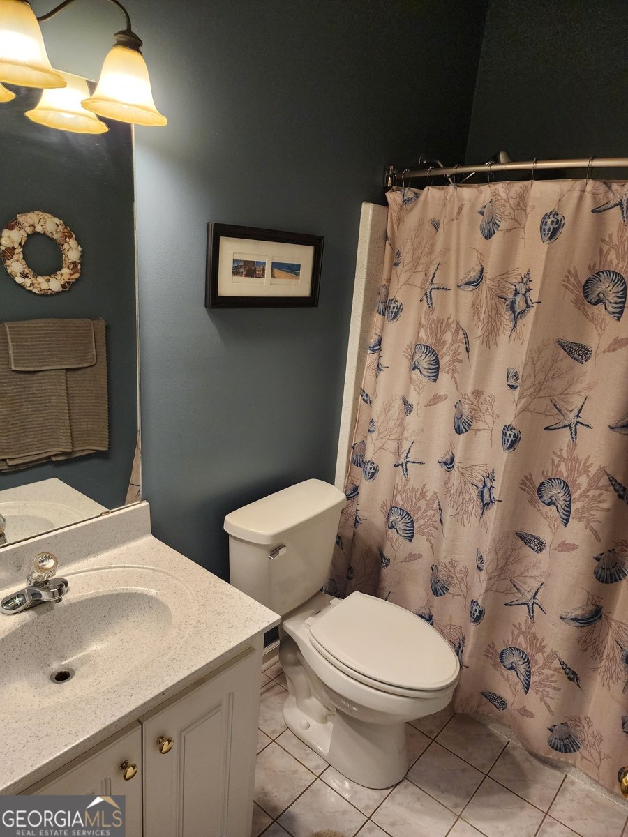 520 Lake Drive Oxford - 24