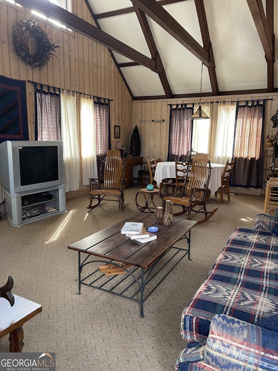 15 St Moritz Pine Mountain - 3