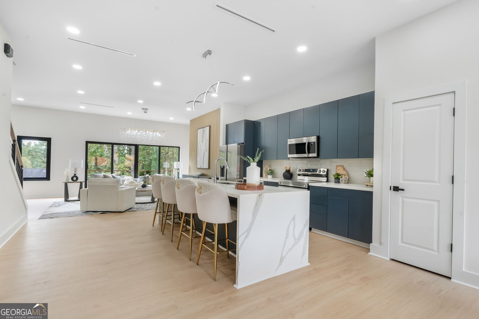 3265 Memorial Drive Decatur - 26