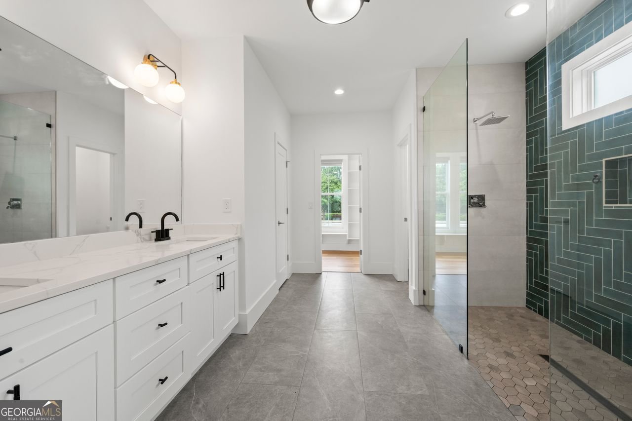 1375 HARRIS Lawrenceville - 11