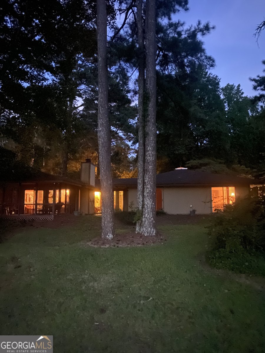 2586 Lake Capri Drive Conyers - 3