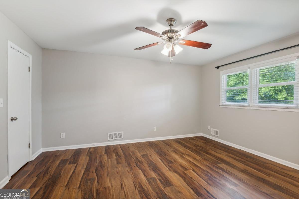 1231 Sanden Ferry Drive Buford - 25