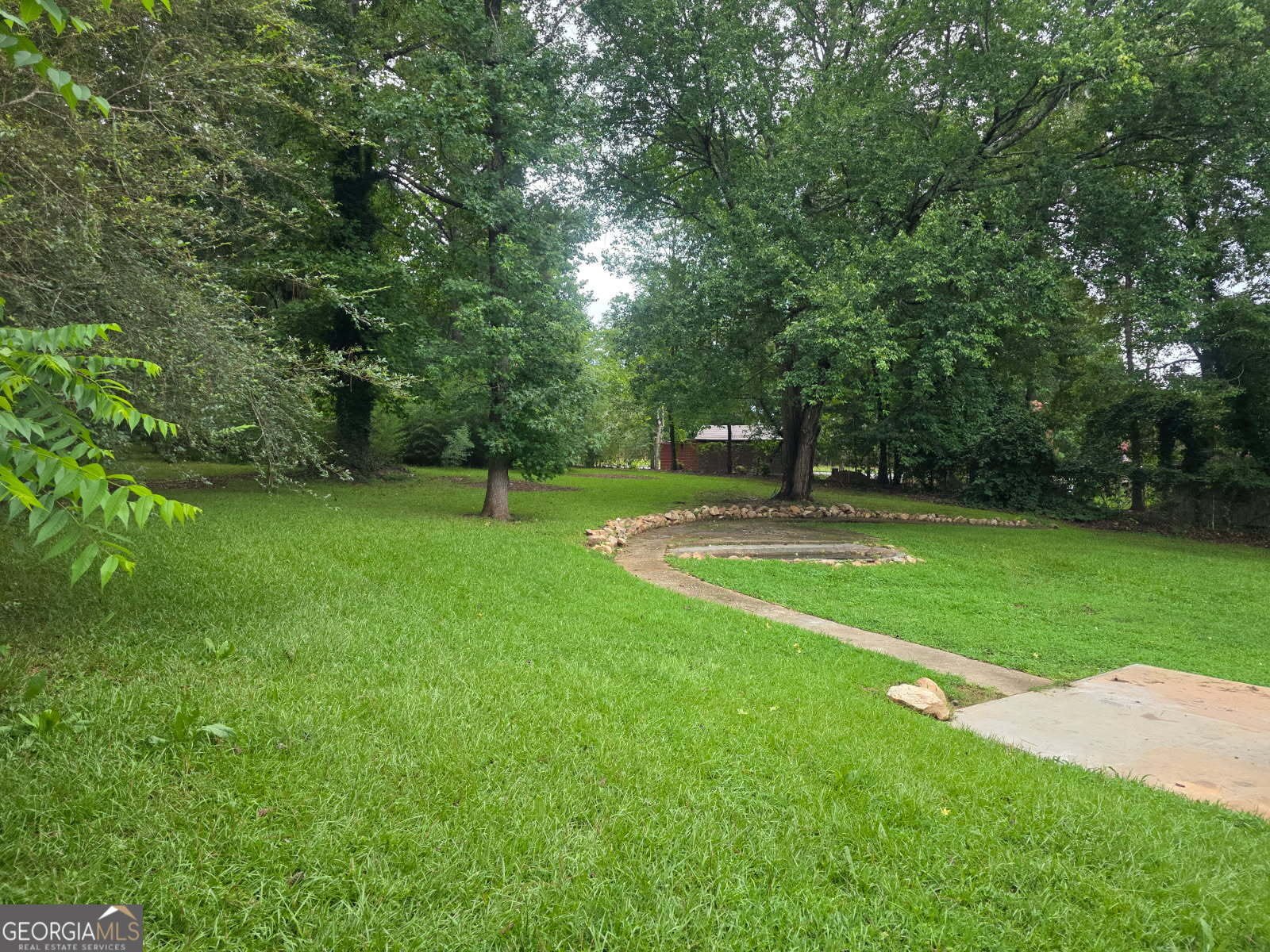 6096 Shallow Creek Lane Douglasville - 27