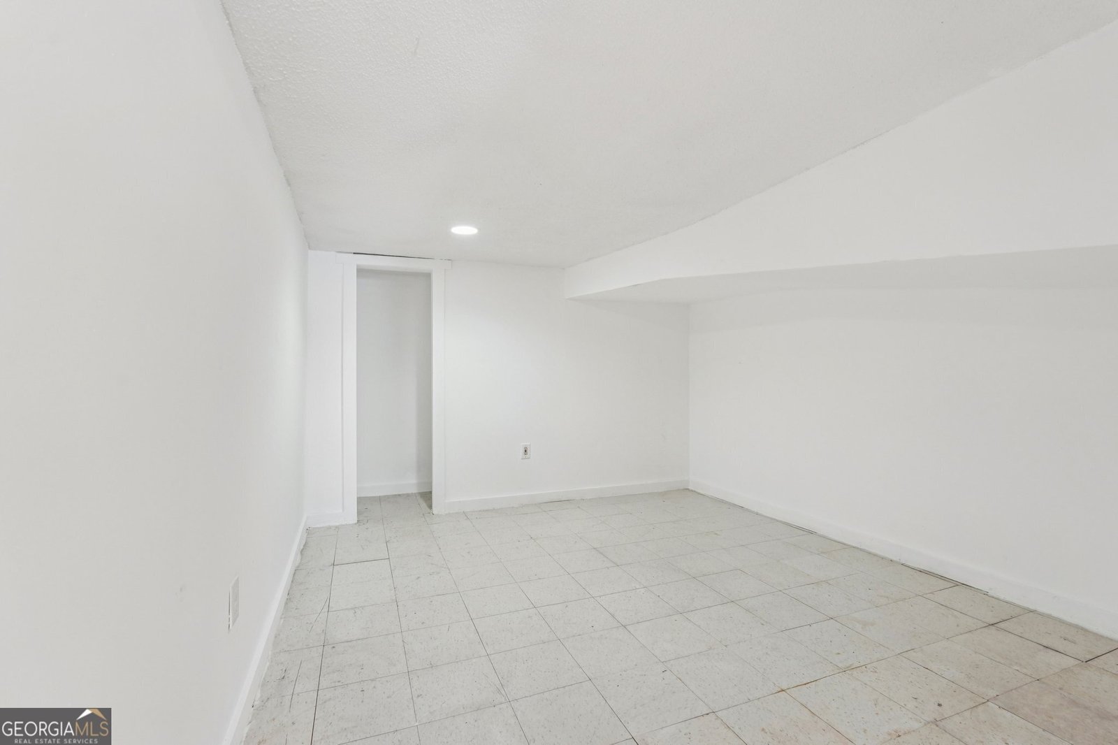 7584 Ann Street Riverdale - 37