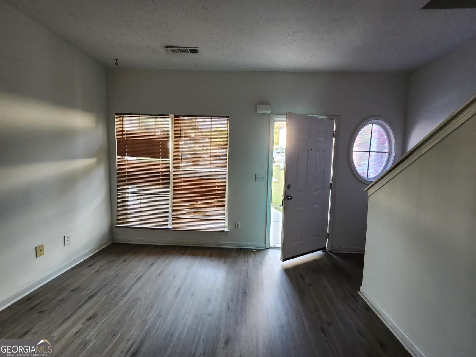 6080 Camden Forrest Cove Riverdale - 3