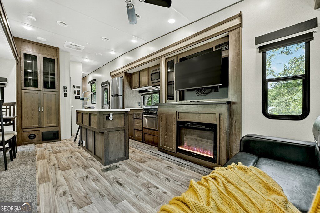 881 Aska Road Blue Ridge - 40