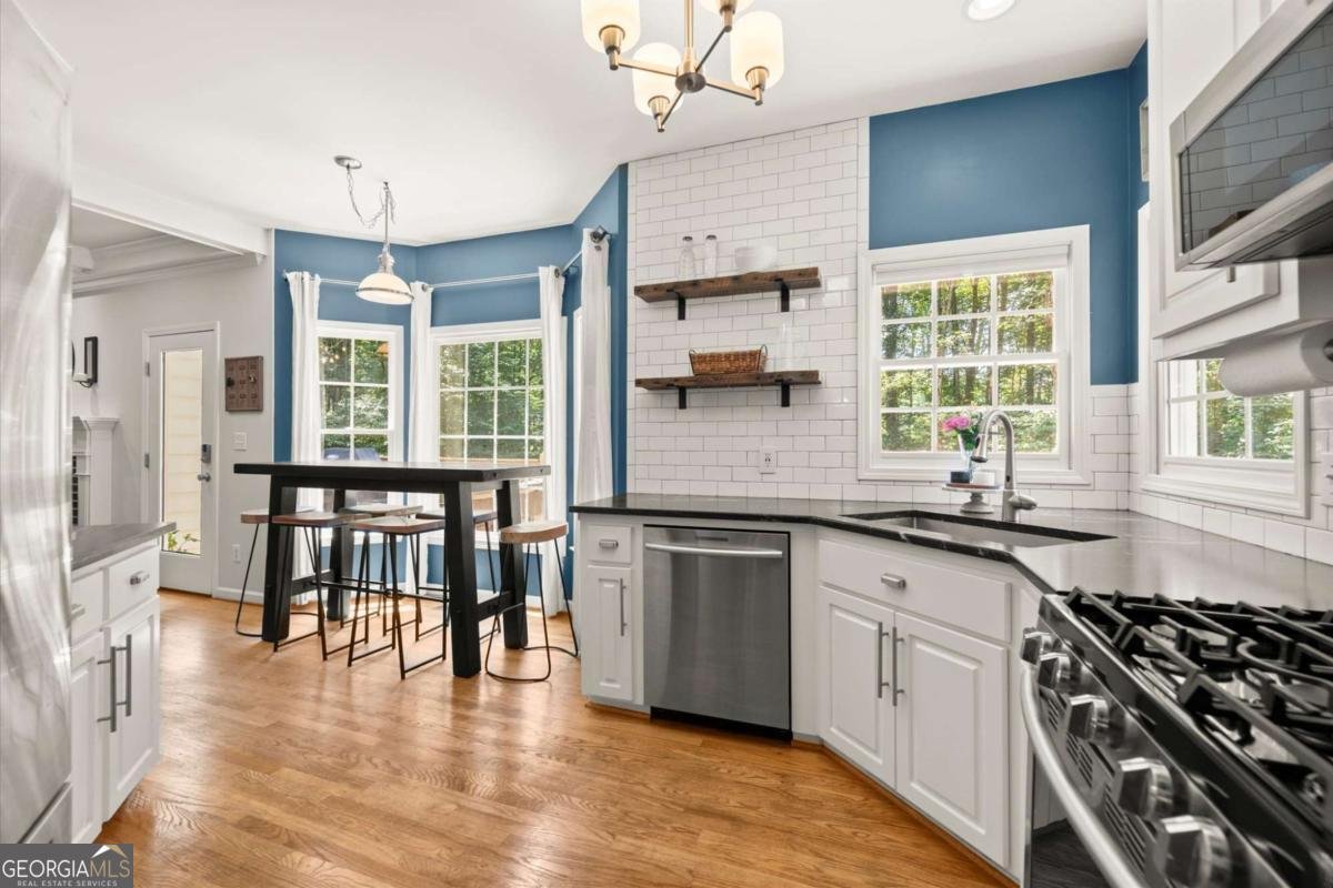 313 Thorntree Lane Canton - 17