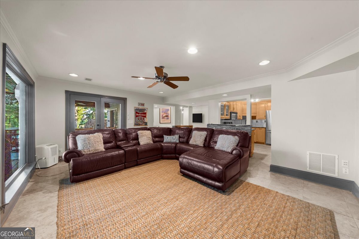 6402 Lakeview Drive Buford - 1