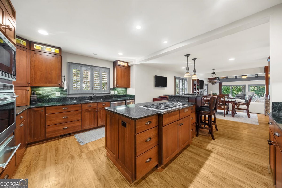 6402 Lakeview Drive Buford - 14