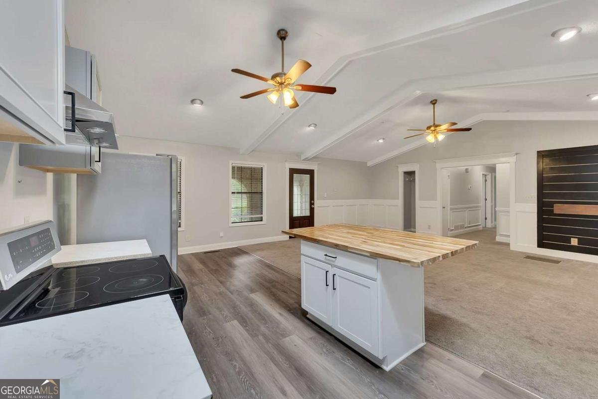 6495 Old Macon Highway Rex - 13