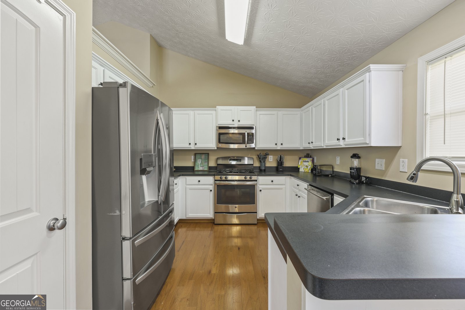 8154 Brookbend Drive Douglasville - 10