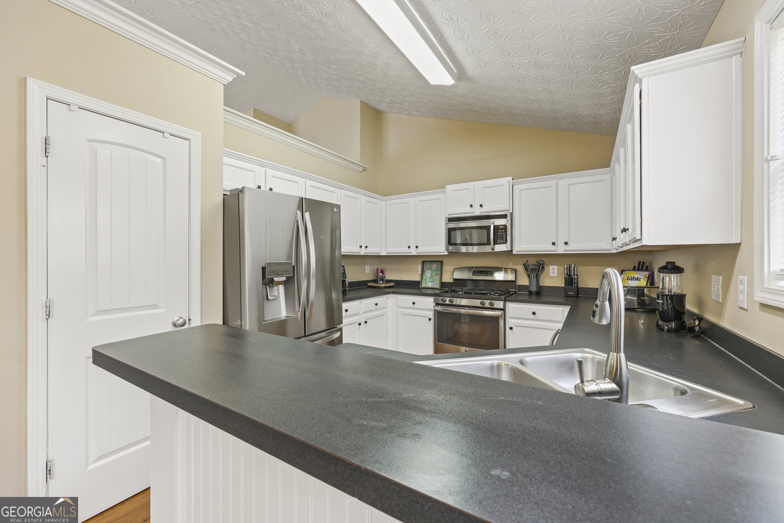8154 Brookbend Drive Douglasville - 11