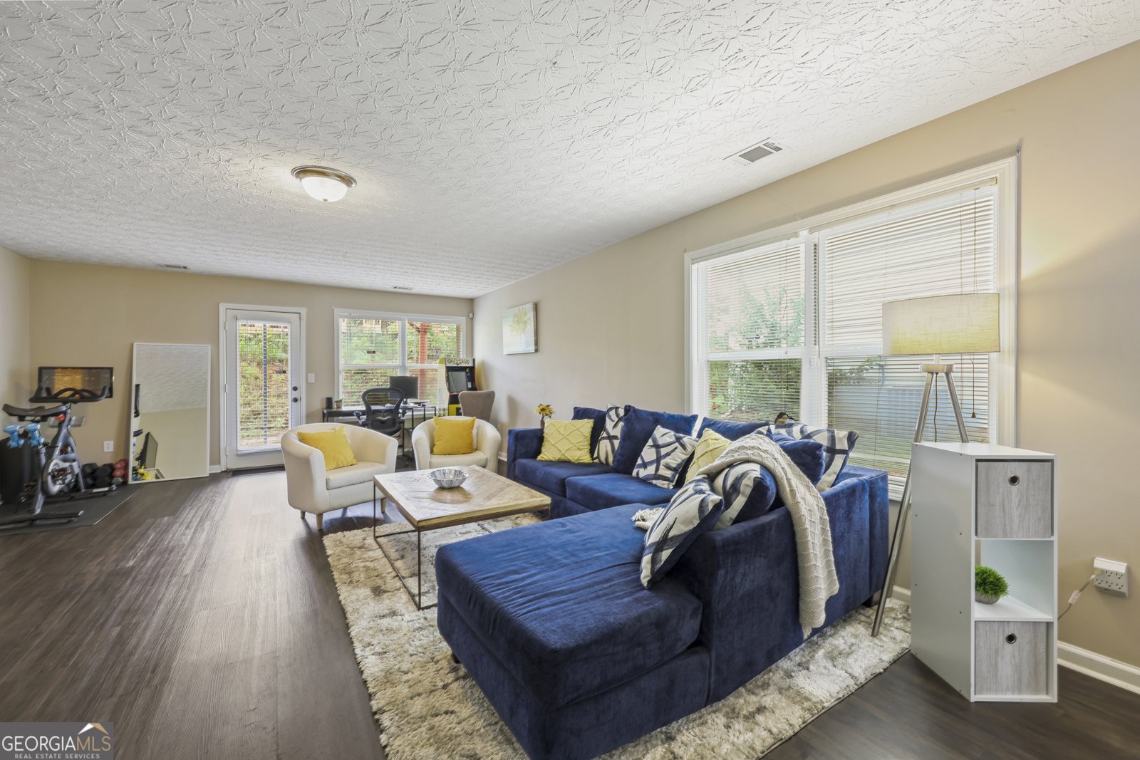 8154 Brookbend Drive Douglasville - 22