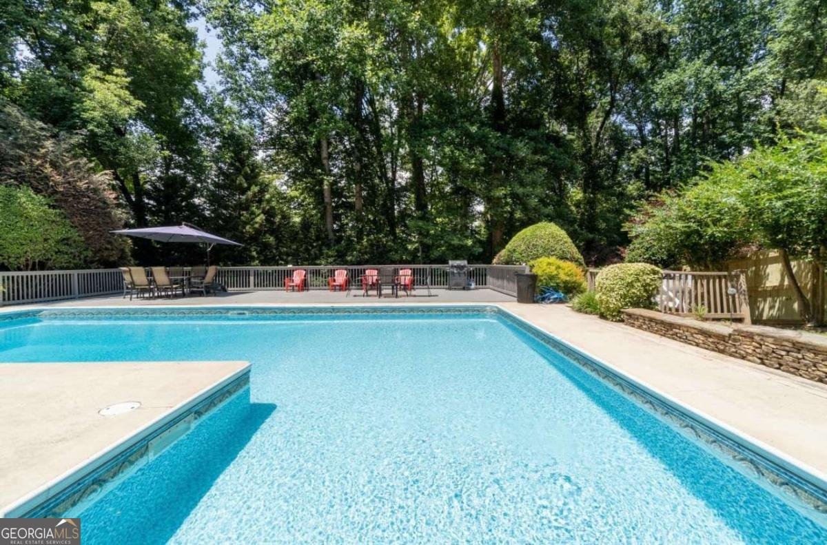 5779 Chisholm Trail Lilburn - 10