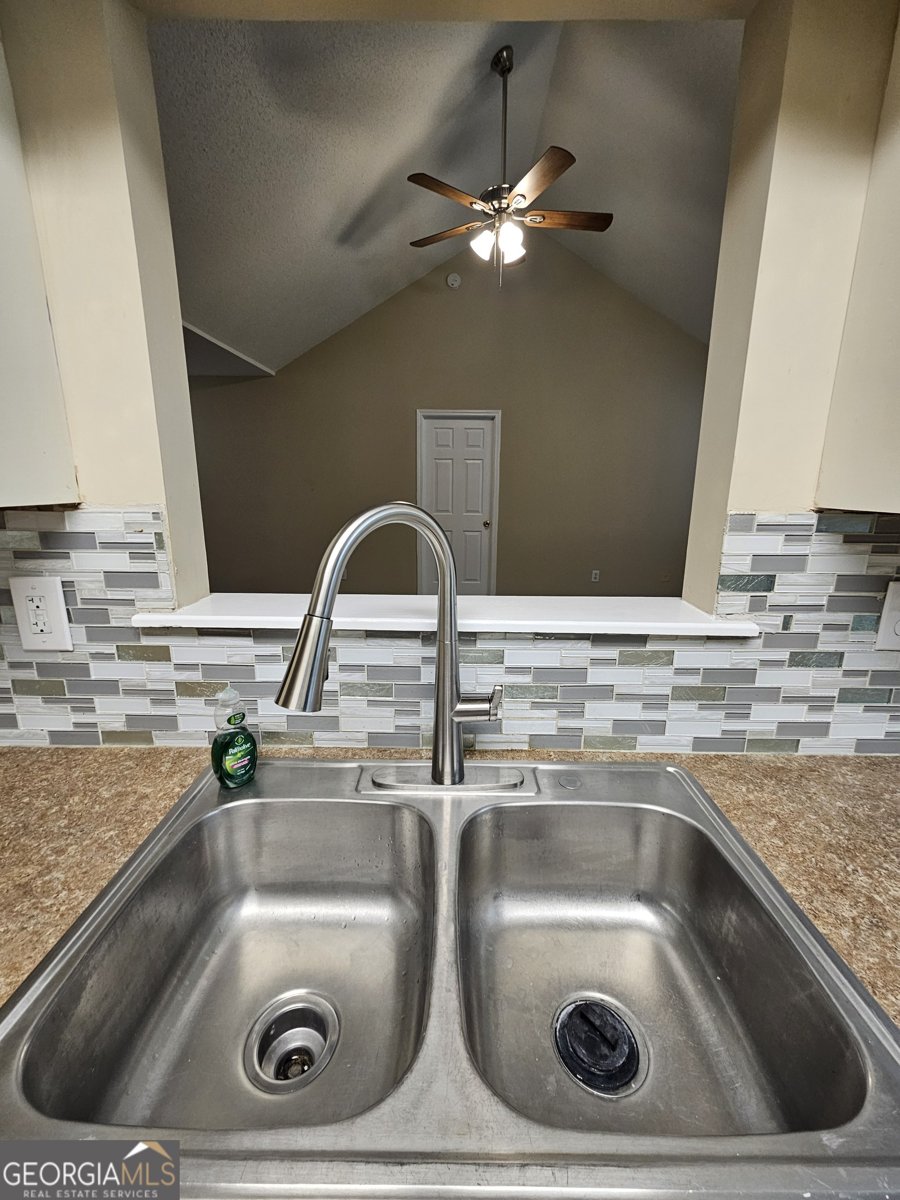 994 Chase Trail McDonough - 10